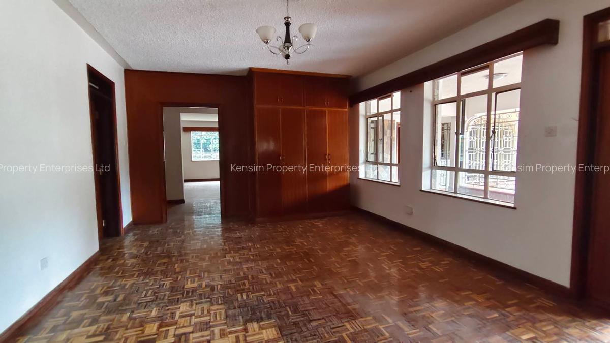 5 Bed House with En Suite in Nyari - 20