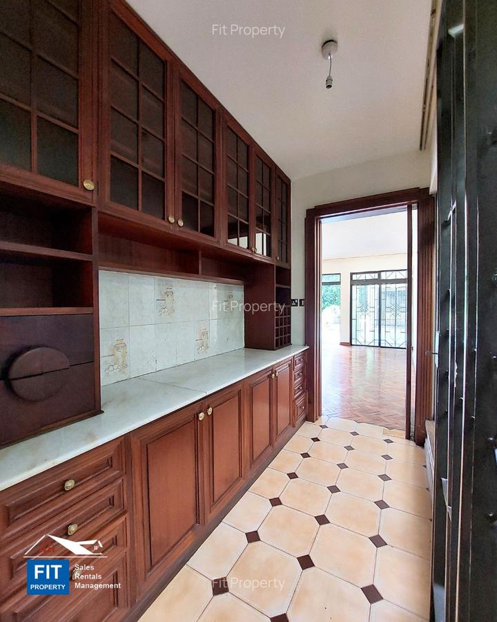 5 Bed House with En Suite in Muthaiga - 10