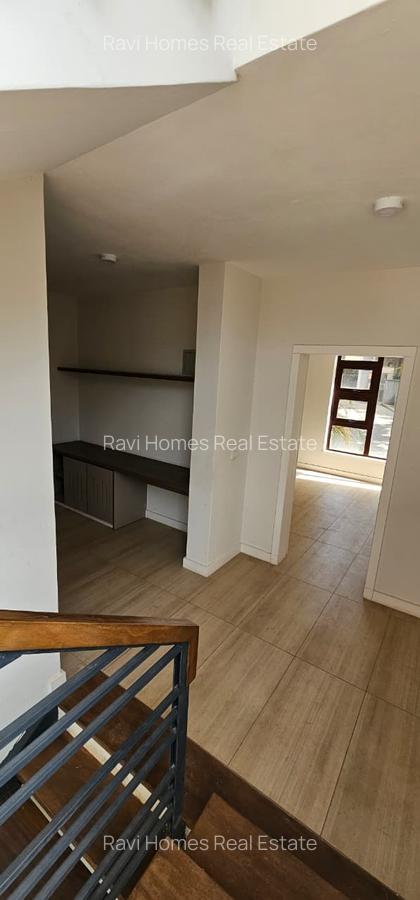 5 Bed Villa with En Suite at Chalbi Drive - 15