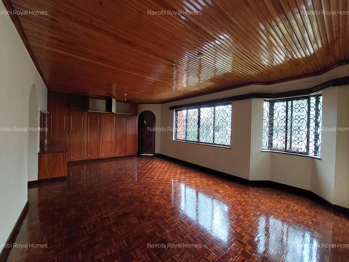 6 Bed Townhouse with En Suite at Kilimani Road - 15