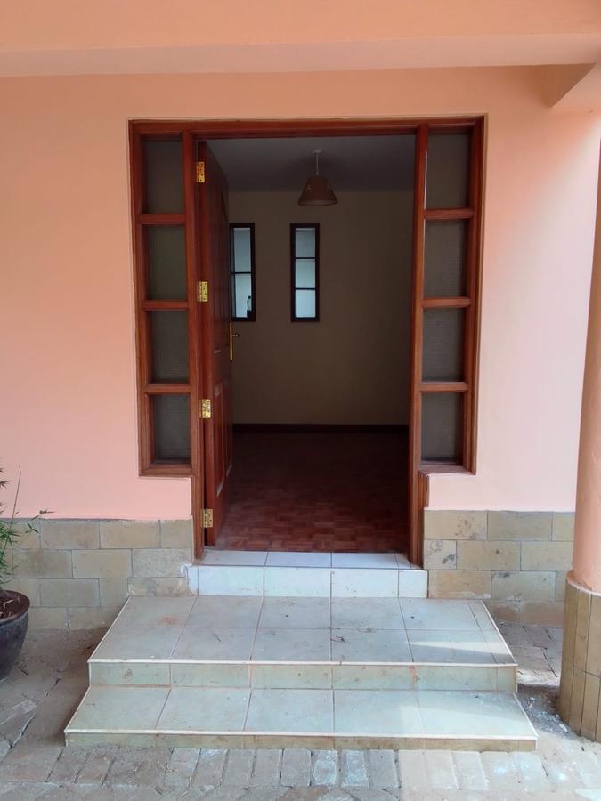 5 Bed House with En Suite in Karen - 9