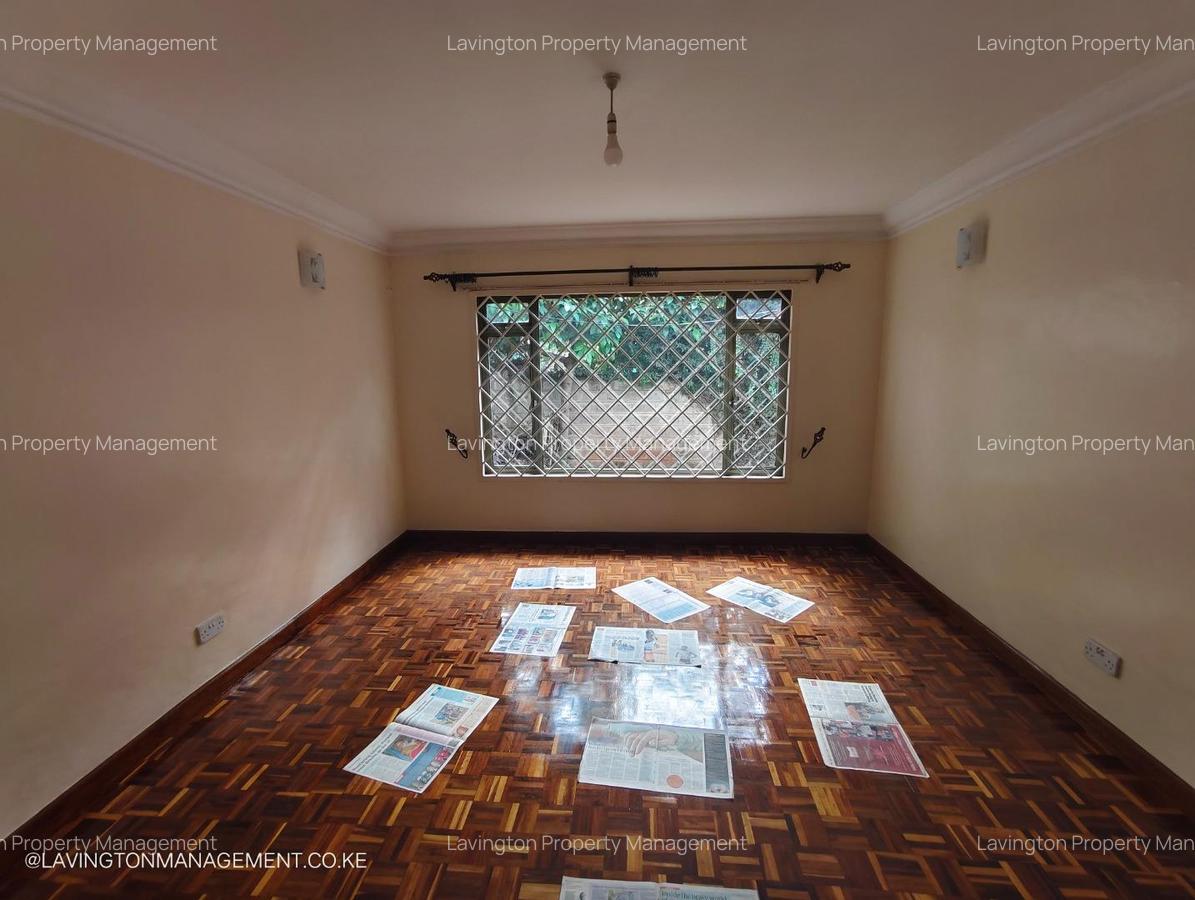 4 Bed Townhouse with En Suite at Lavington Green - 8