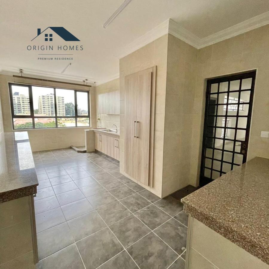 3 Bed Apartment with En Suite at 2Nd Parklands - 9