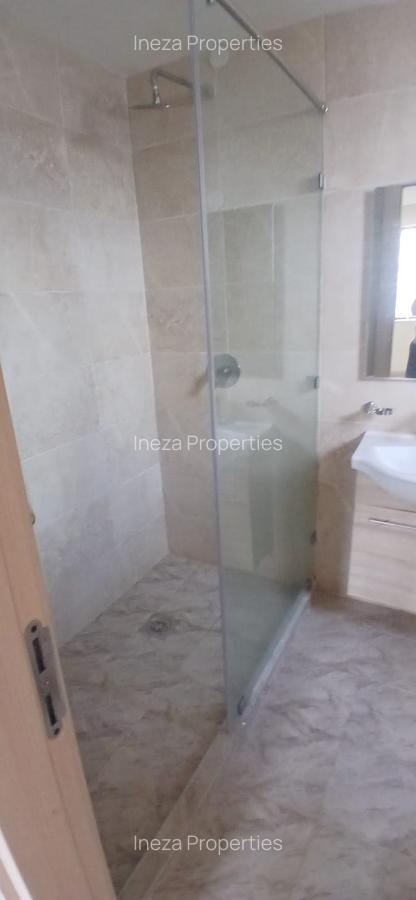 3 Bed Apartment with En Suite in Kileleshwa - 9