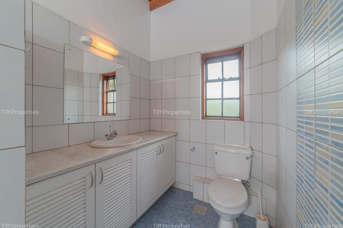 3 Bed Townhouse in Runda - 13