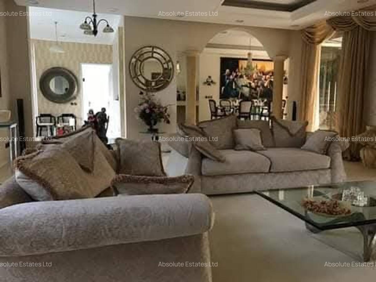 5 Bed Townhouse with En Suite in Muthaiga - 8