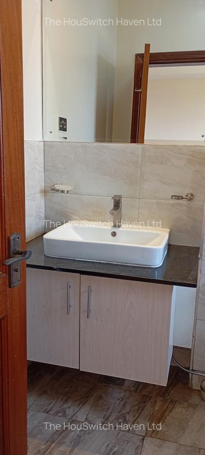 3 Bed Apartment with En Suite at Off Riverside Drive - 15