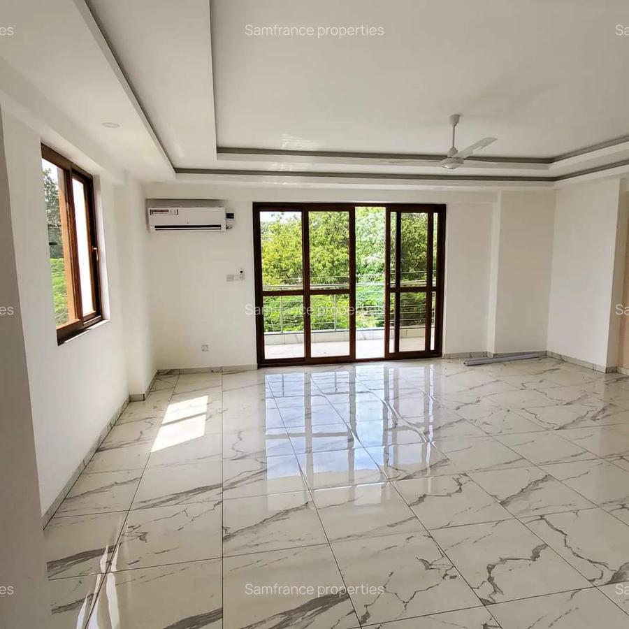 Serviced 3 Bed Apartment with En Suite at Baobab Road - 6