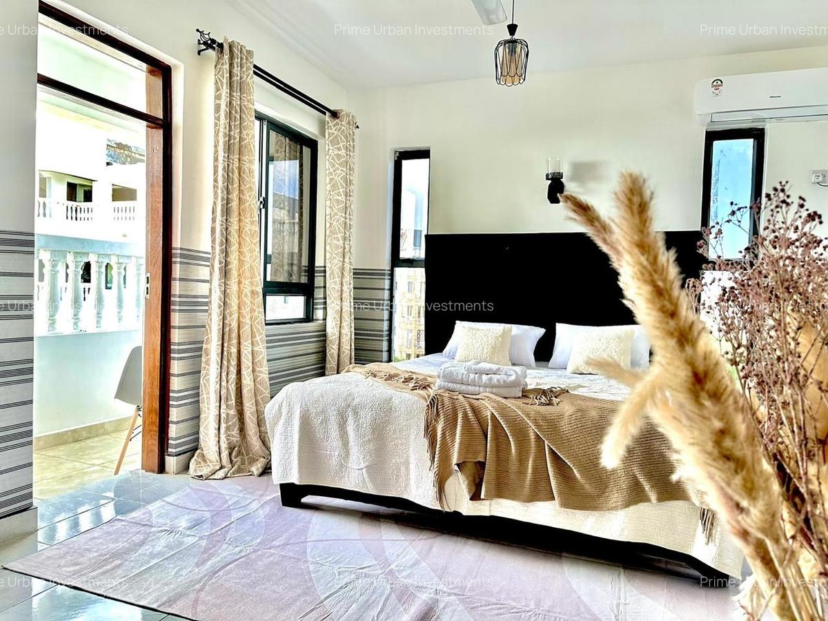 Serviced 3 Bed Apartment with En Suite in Nyali Area - 4