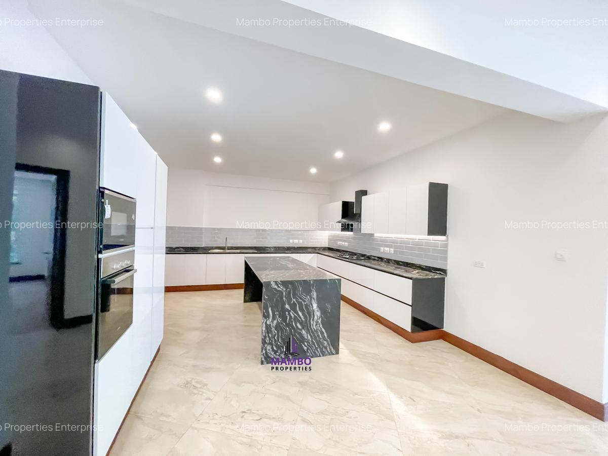 4 Bed Apartment with En Suite at City Park Drive - 7