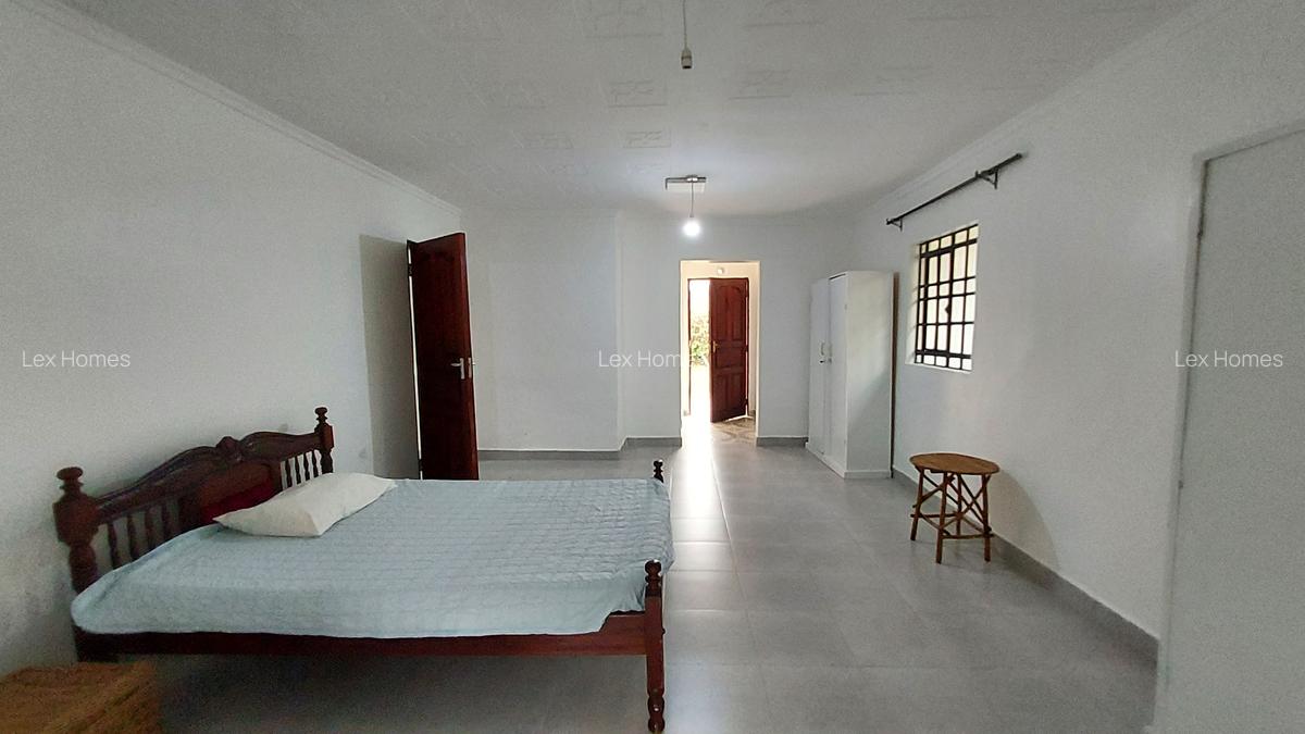 1 Bed House with En Suite in Karen - 3