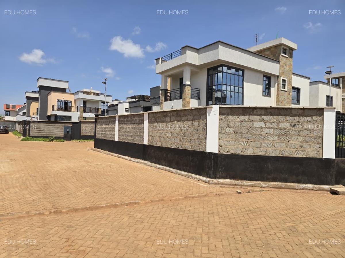 4 Bed House with En Suite at Thikaroad - 16