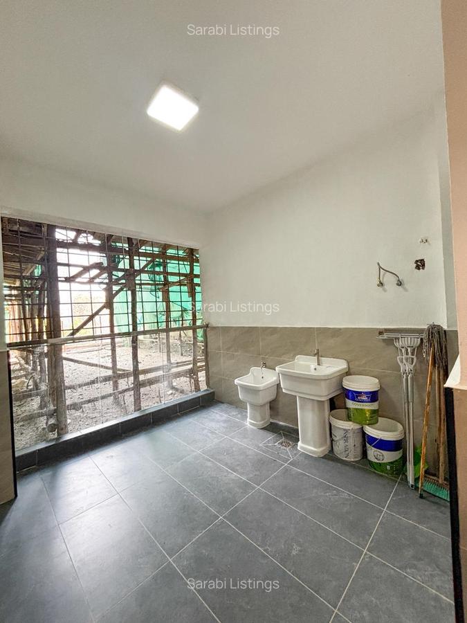 4 Bed Apartment with En Suite in Lavington - 12