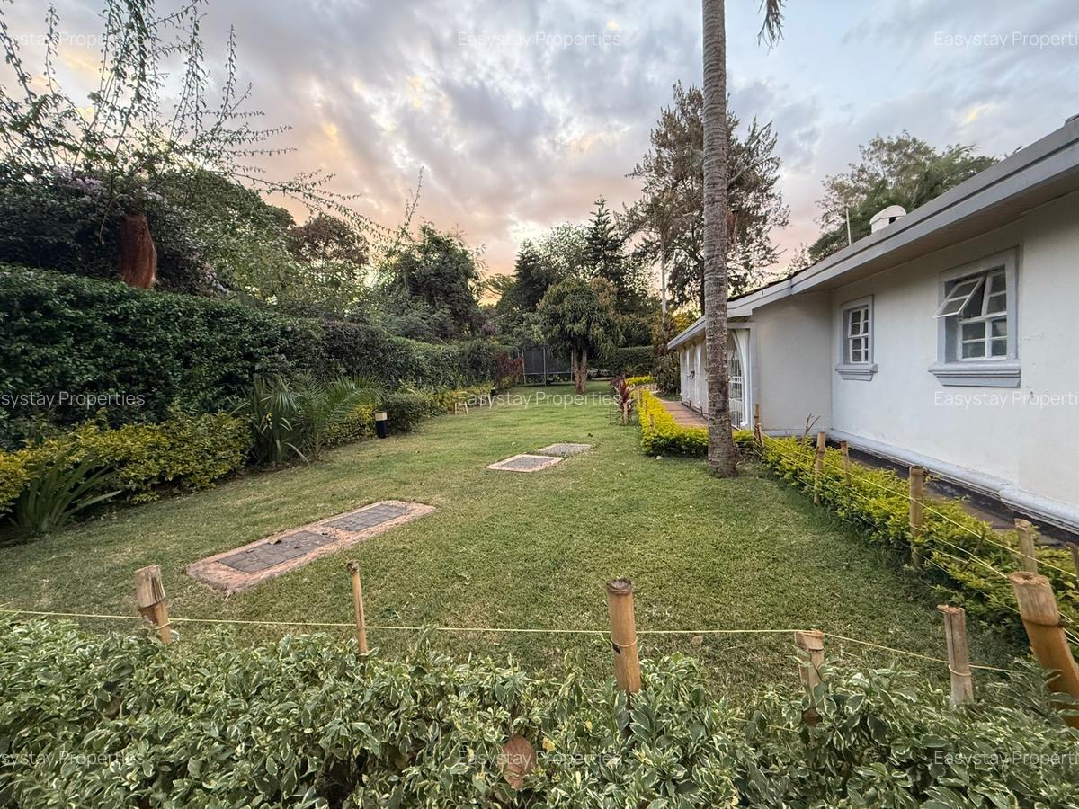 1 Bed House with En Suite in Loresho - 2