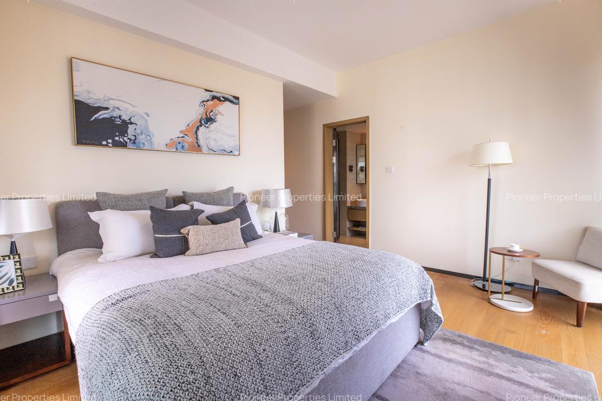 3 Bed Apartment with En Suite at Westlands Road - 8