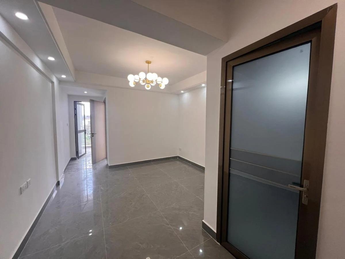 1 Bed Apartment with Gym at Riverside Drive