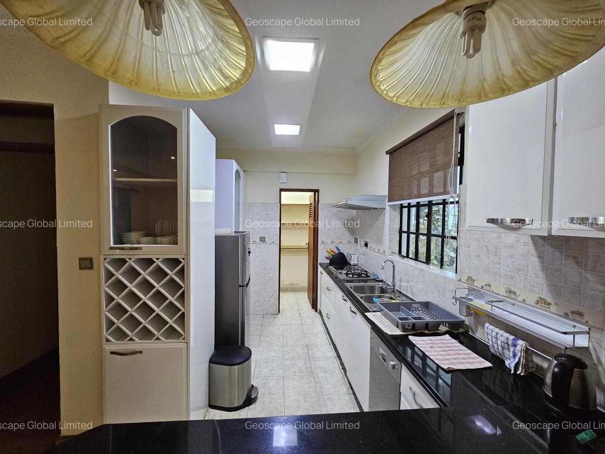 Furnished 2 Bed Apartment with En Suite in Nyari - 7