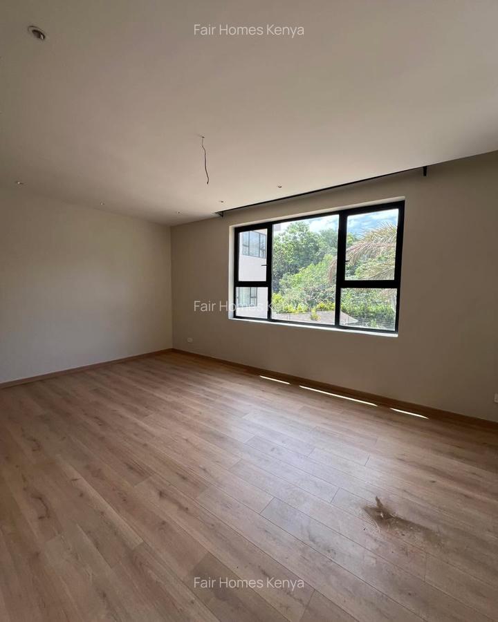 5 Bed Townhouse with En Suite at Manyani East - 5