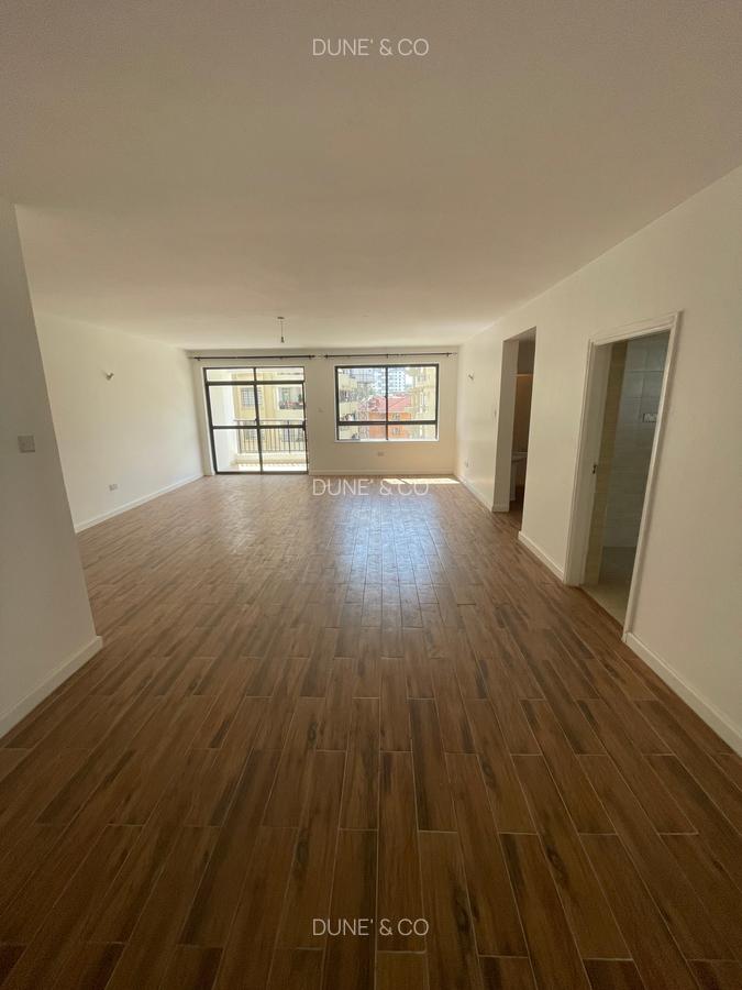 3 Bed Apartment with En Suite in Lavington - 1