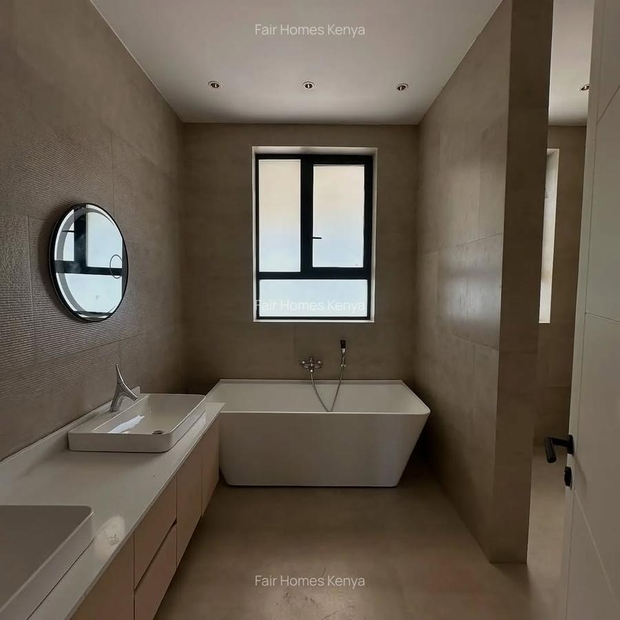 5 Bed Townhouse with En Suite at Manyani East - 8