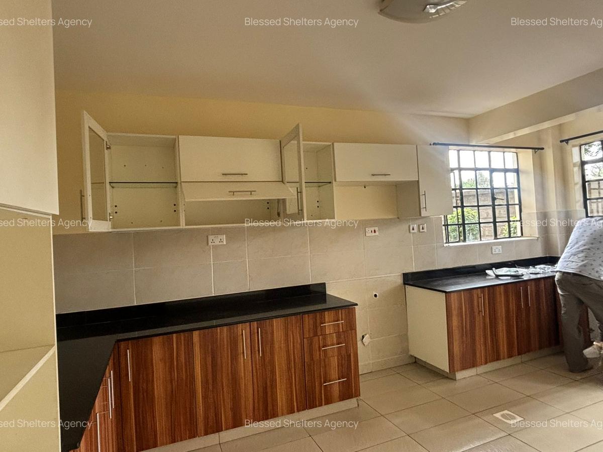 4 Bed Villa with En Suite in Kiambu Road - 4