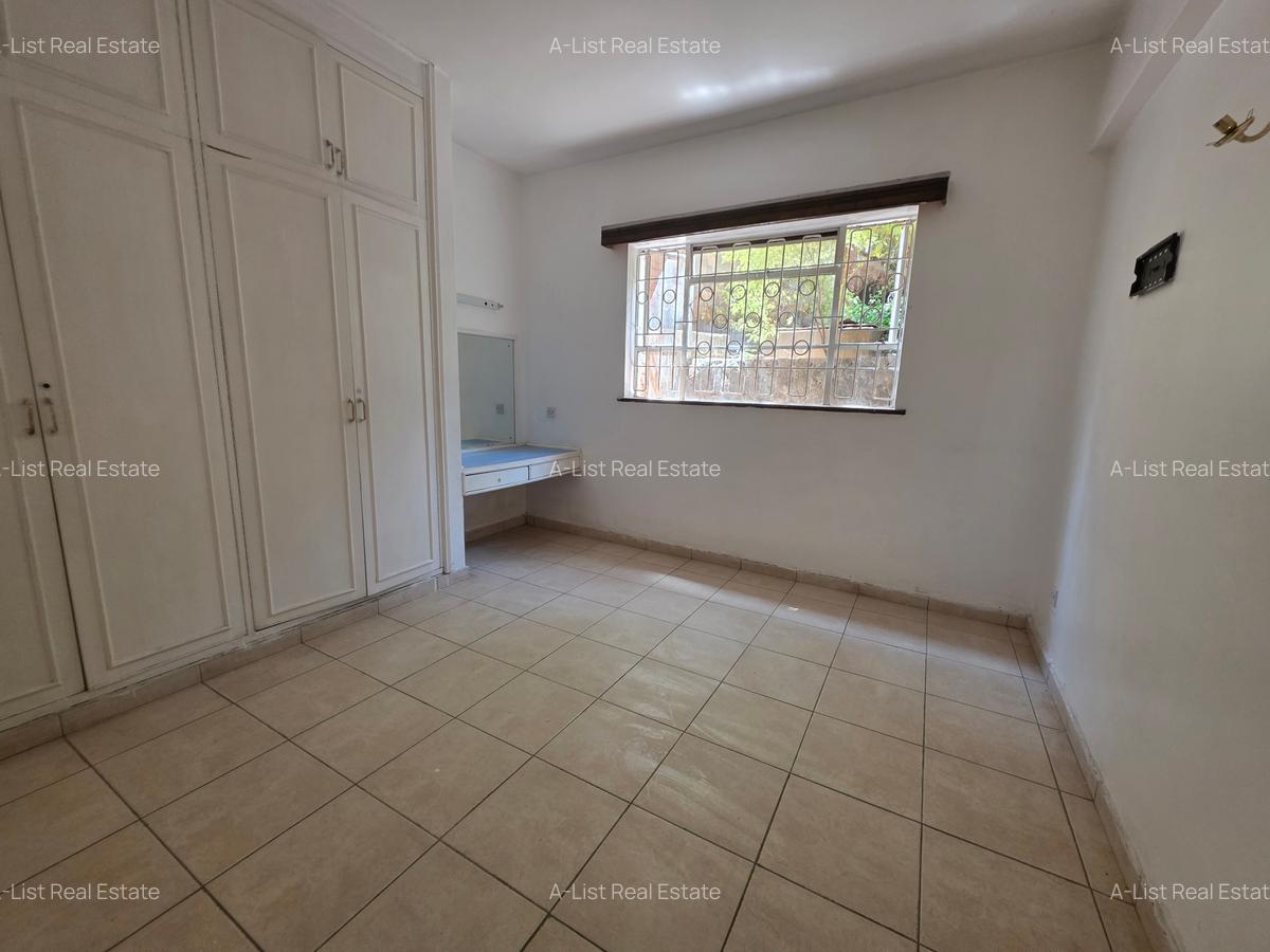 Office with Service Charge Included at Chania Avenue - 4