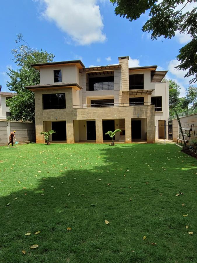 5 Bed Townhouse in Lavington - 1