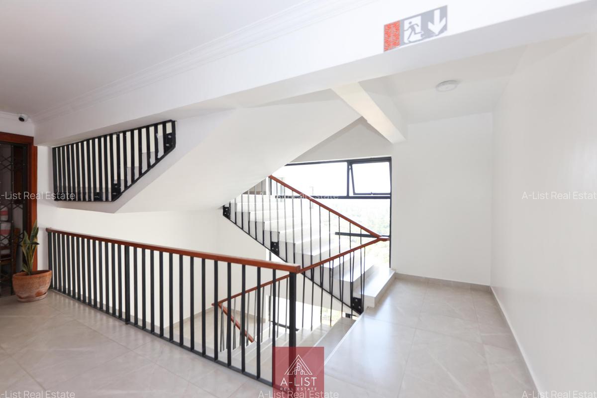 3 Bed Apartment with En Suite at Nyando Road - 11