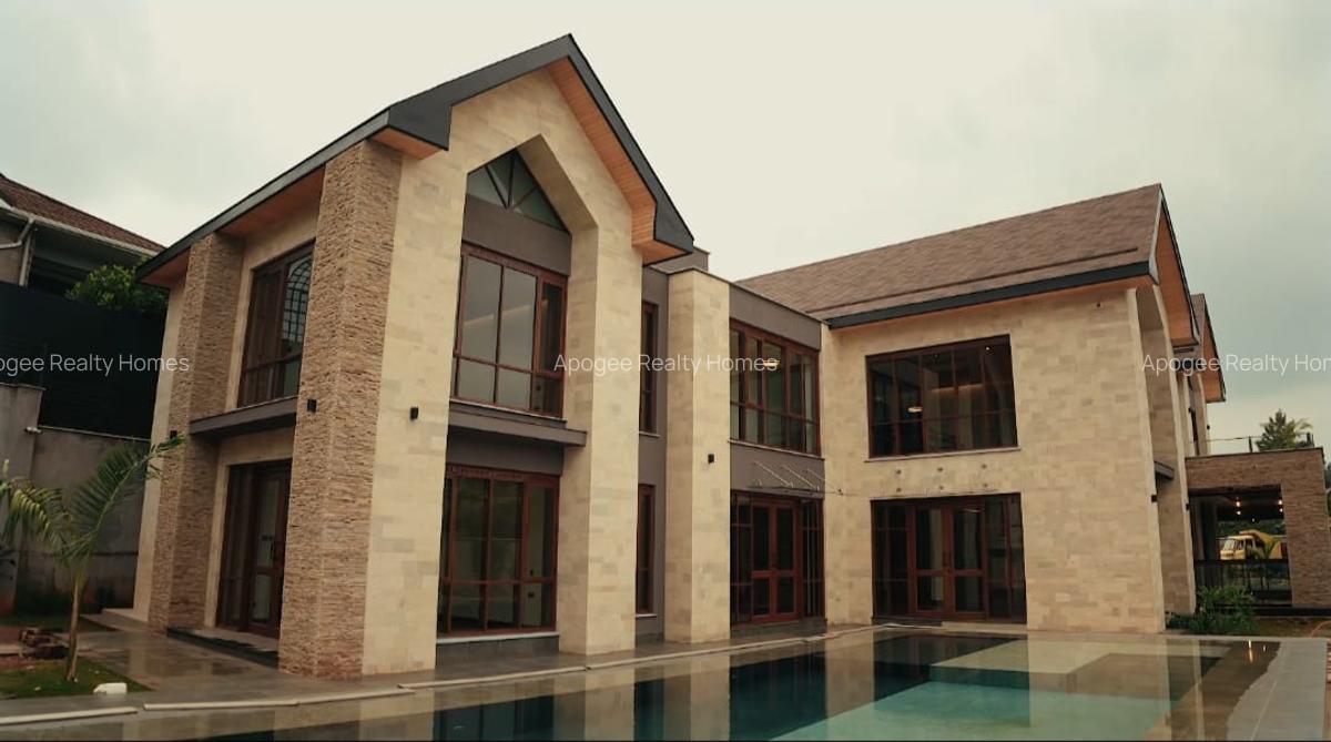 5 Bed House with En Suite at Runda - 1