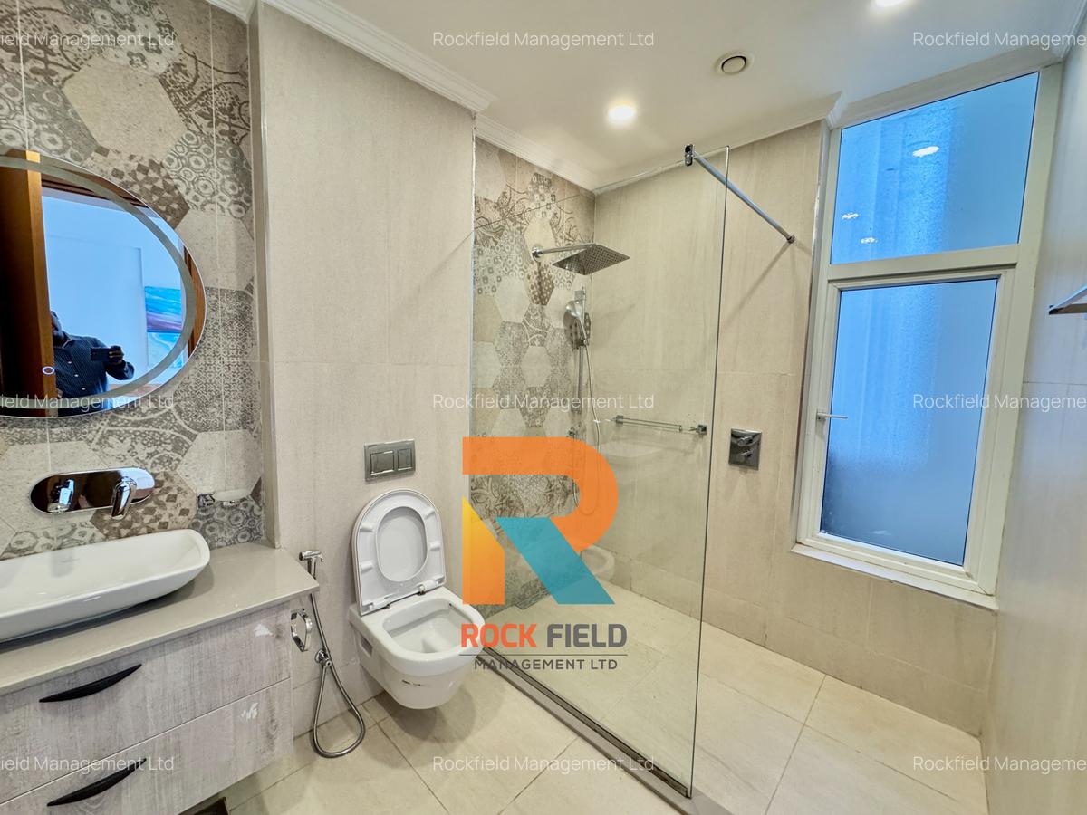 Furnished 3 Bed Apartment with En Suite in Parklands - 12