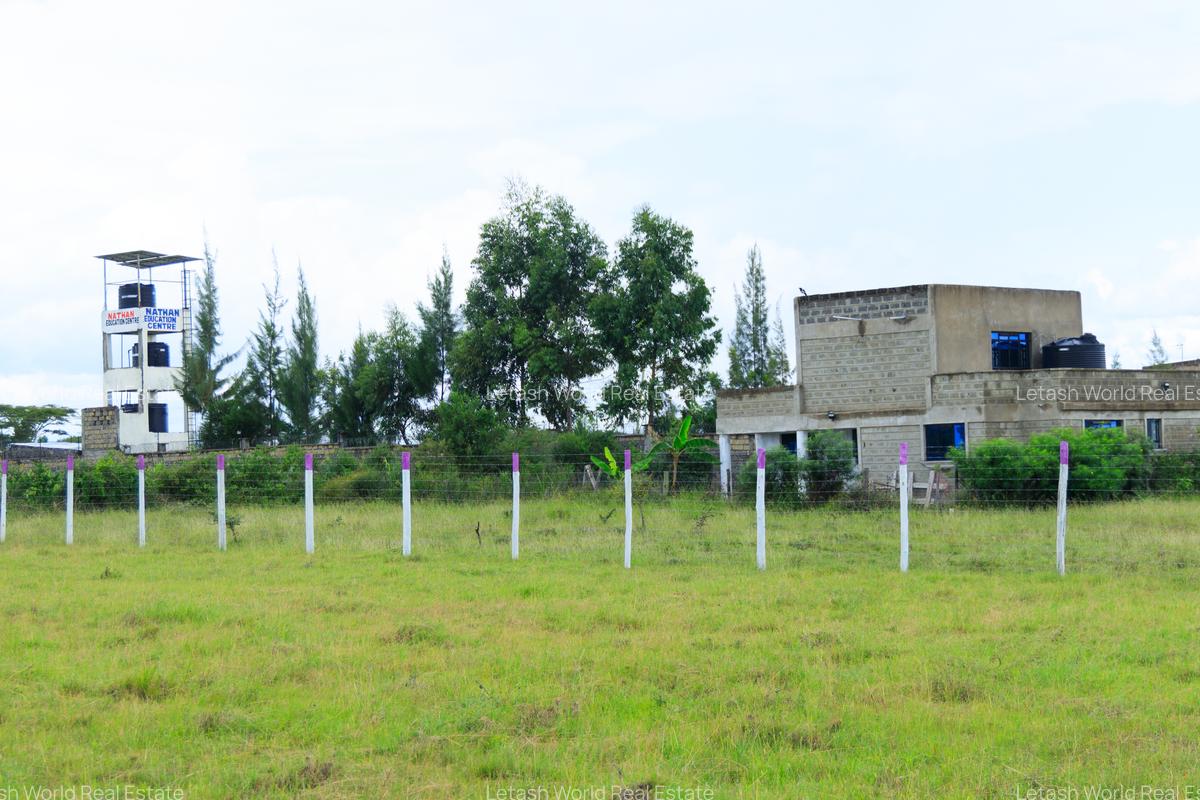 Land in Kitengela - 4
