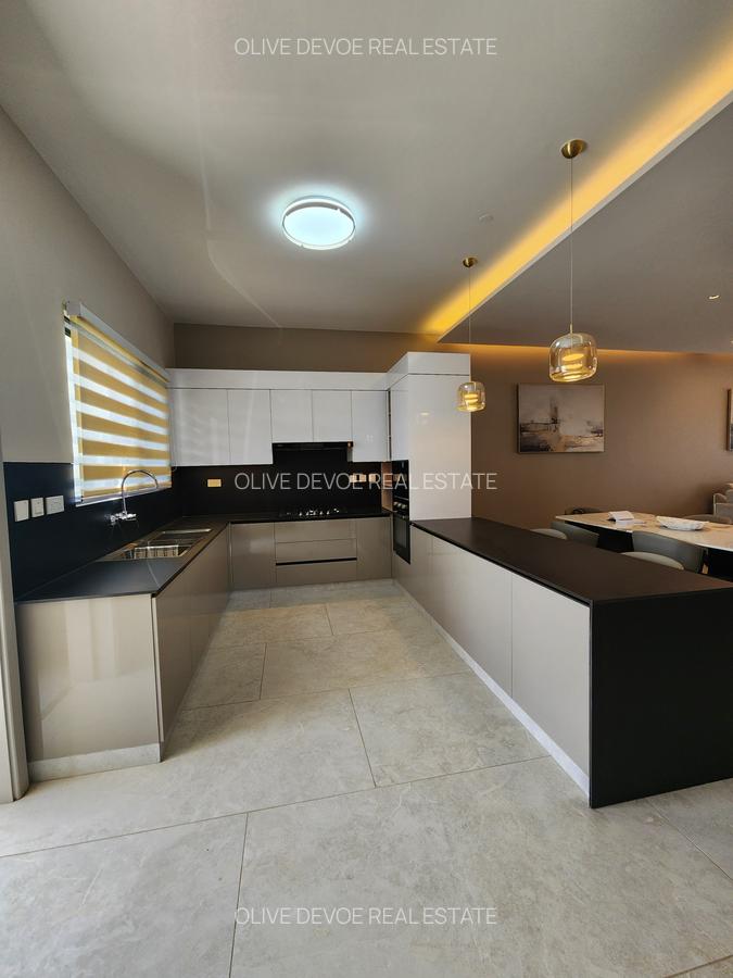 4 Bed Townhouse with En Suite in Langata - 19