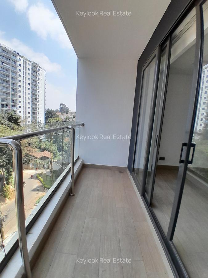 3 Bed Apartment with En Suite at Riverside Drive - 7