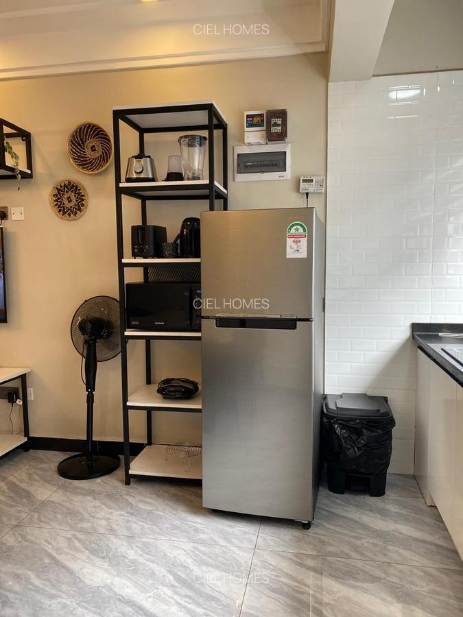 Serviced 1 Bed Apartment with Swimming Pool at Wood Avenue - 5