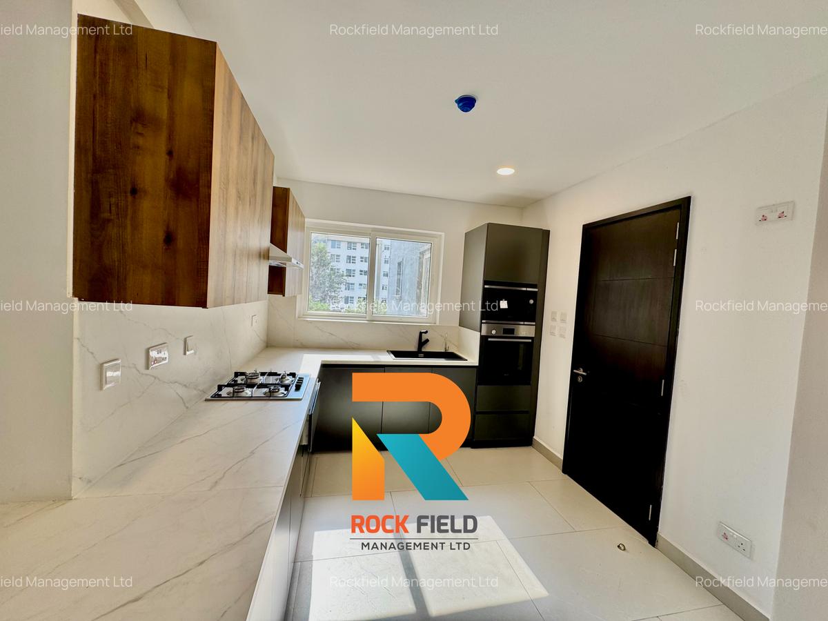 2 Bed Apartment with En Suite in General Mathenge - 6