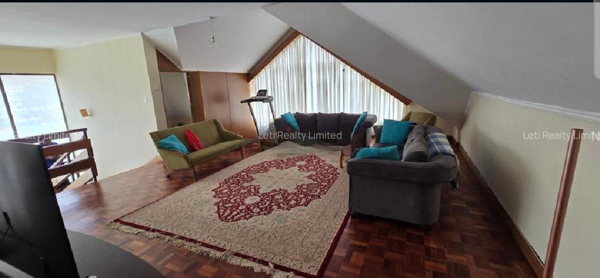 4 Bed Villa with En Suite in Lavington - 10