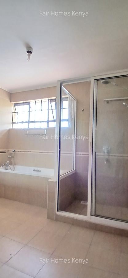 4 Bed Townhouse with En Suite at Lavington Green - 18