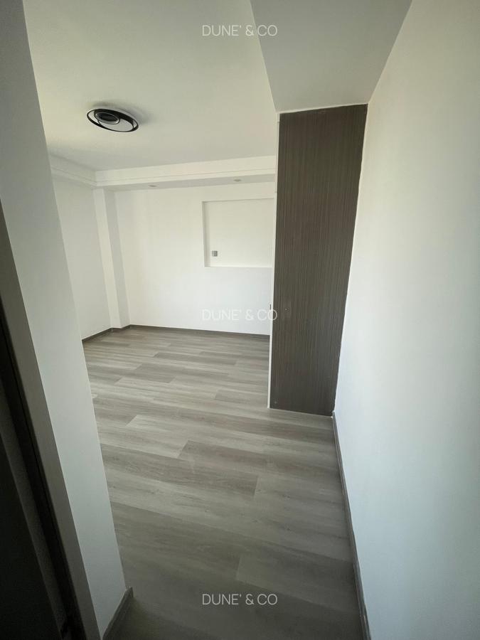 2 Bed Apartment with En Suite in Westlands Area - 17