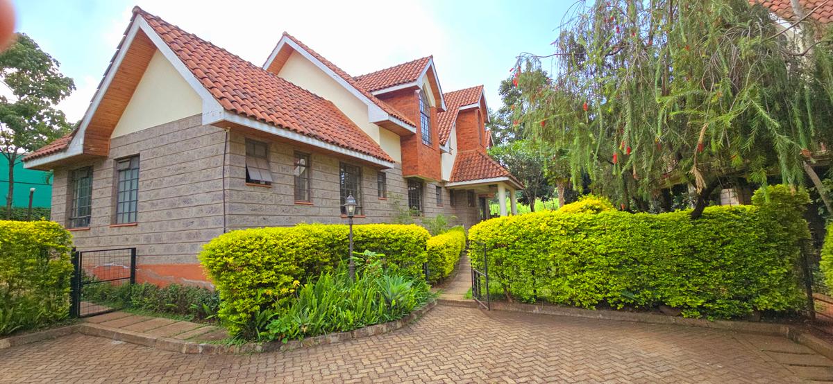 4 Bed Townhouse with Staff Quarters at Convent Drive - 5