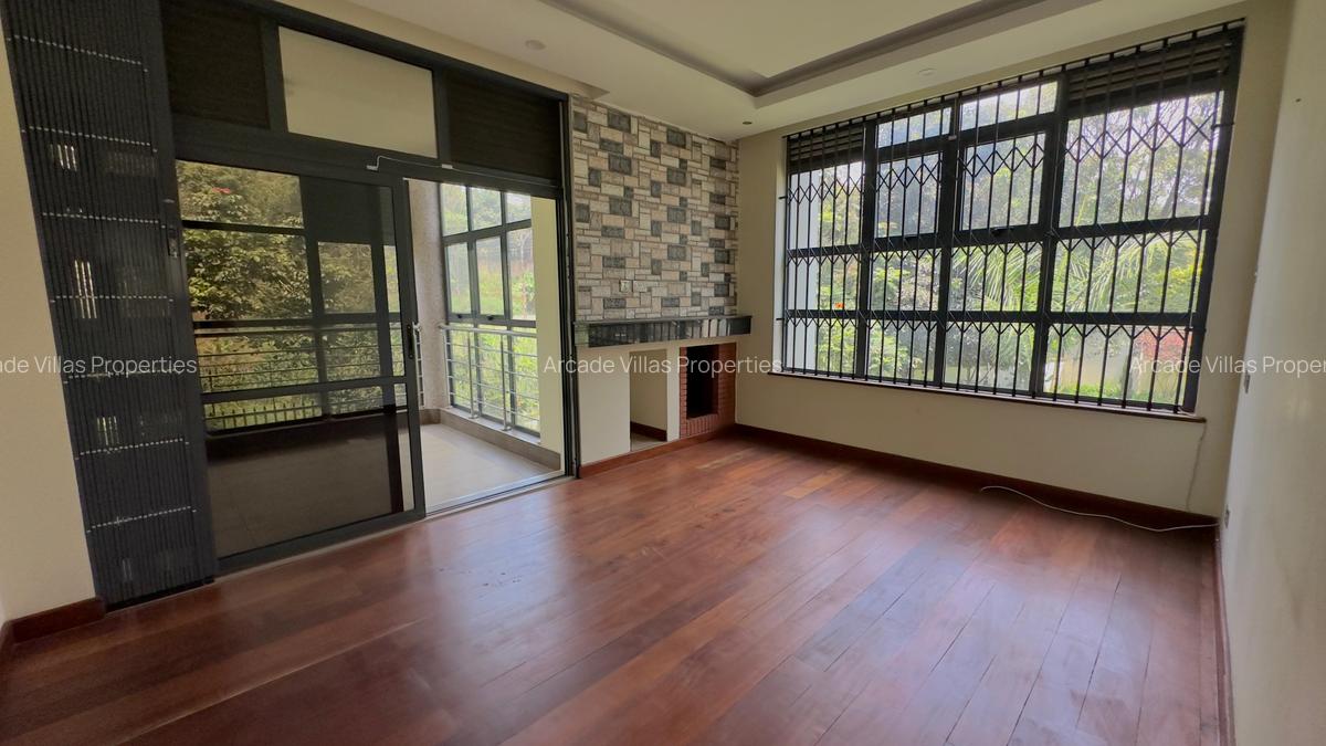 7 Bed Townhouse with En Suite at Kitisuru - 12