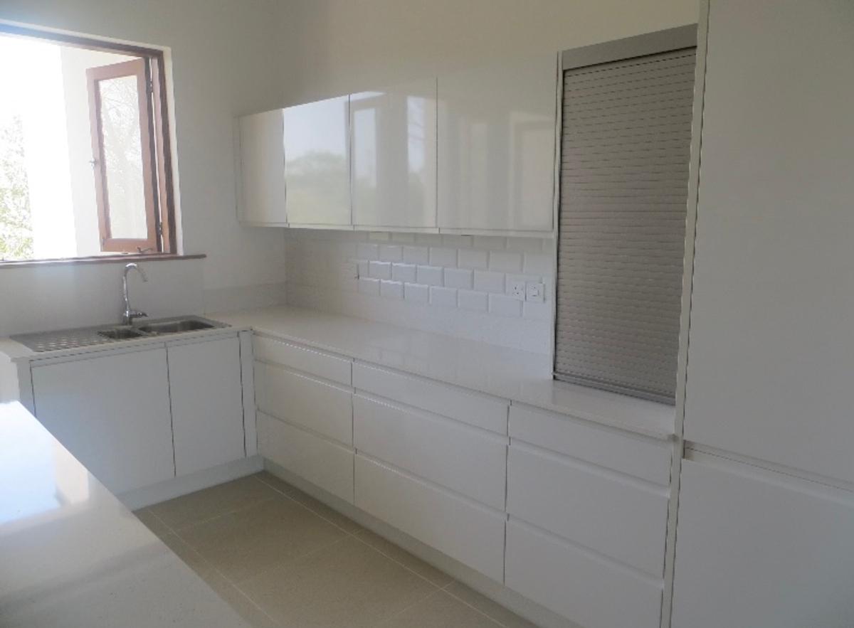 3 Bed Apartment with En Suite at Baobab Road - 4