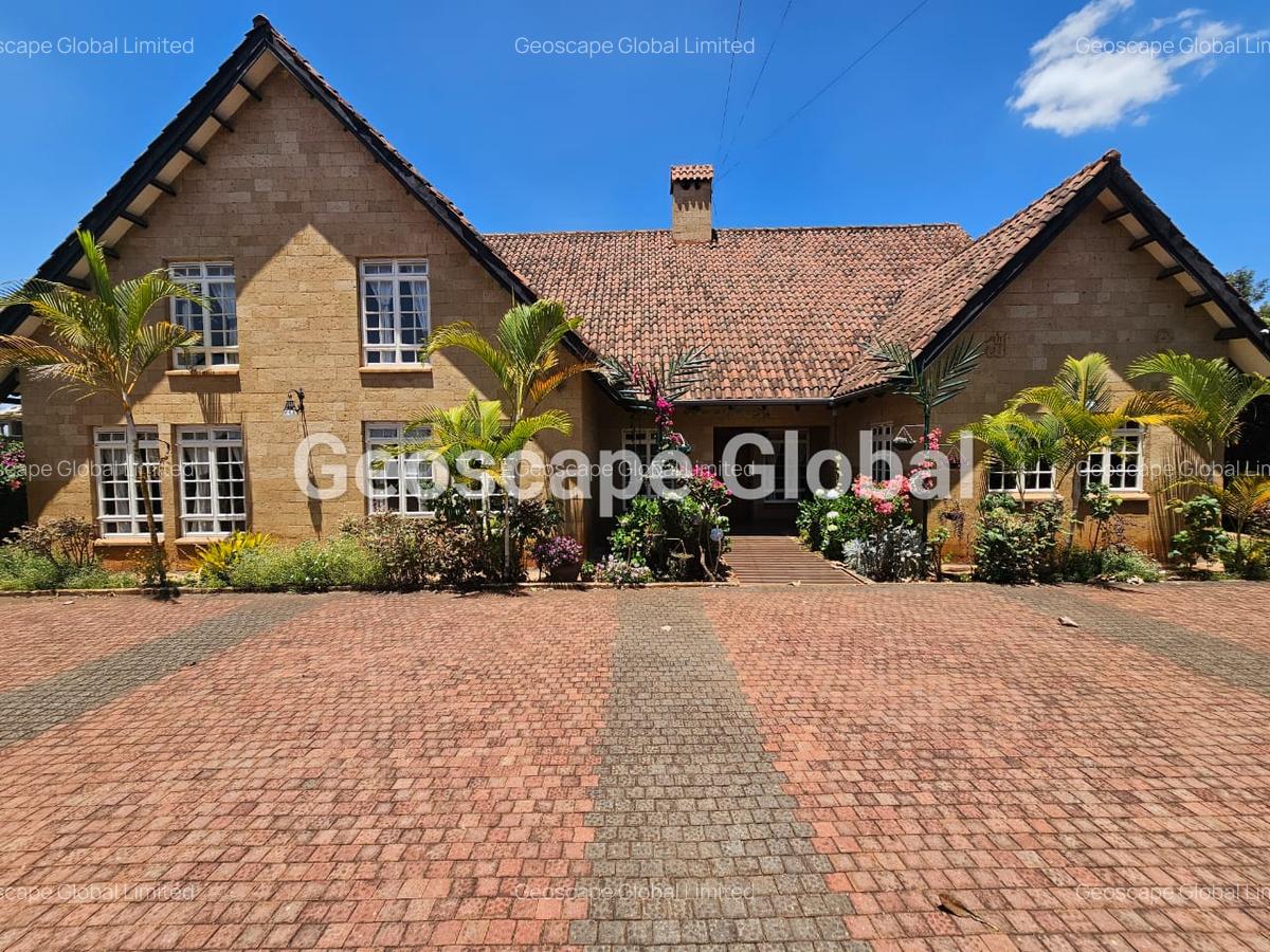 4 Bed House with En Suite in Runda - 8