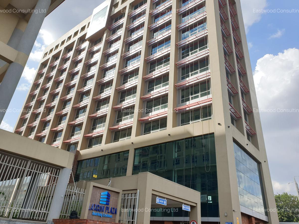 9,192 ft² Office with Service Charge Included in Parklands - 2