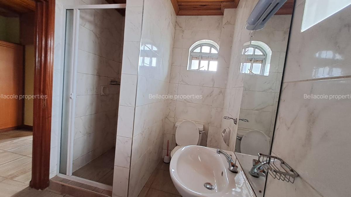 5 Bed Townhouse with En Suite in Nyari - 9