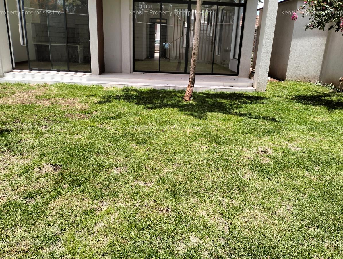 5 Bed Townhouse with En Suite in Lavington - 1