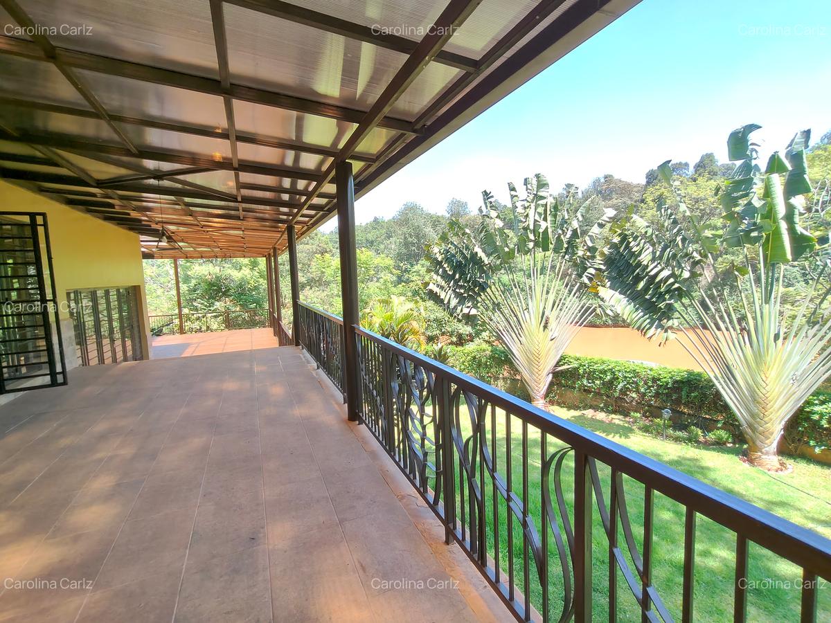 5 Bed House with En Suite in Lake View - 9