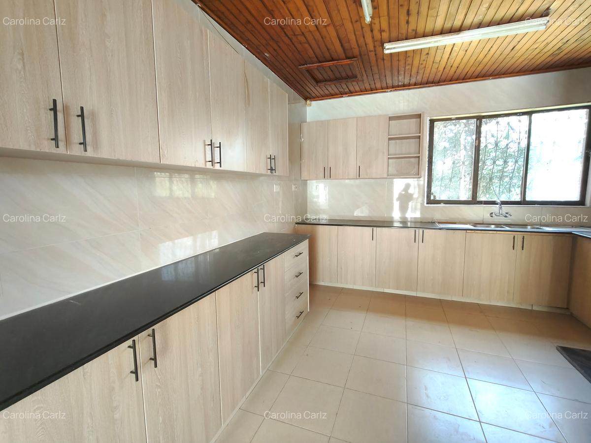 5 Bed House with En Suite in Kitisuru - 8