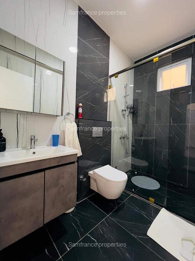 Serviced 2 Bed Apartment with En Suite at Baobab Road - 6