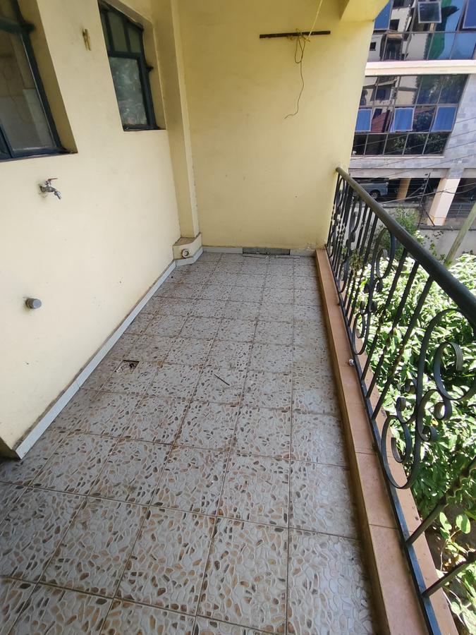 2 Bed Apartment with Parking in Kilimani - 14
