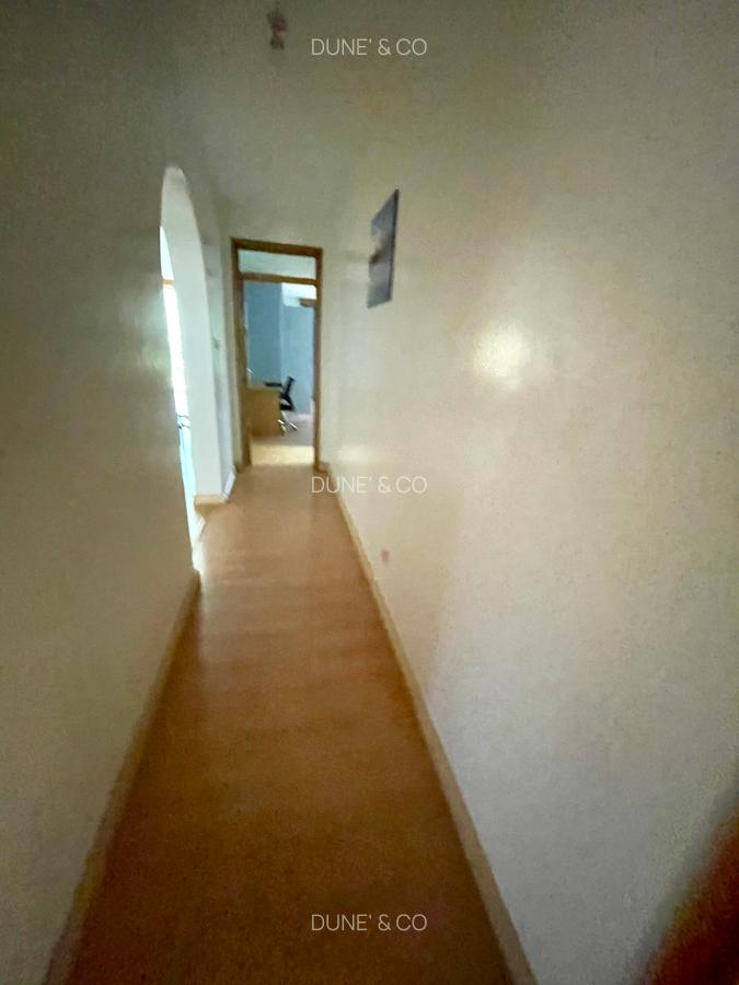 Serviced 3 Bed Apartment with En Suite in Westlands Area - 13